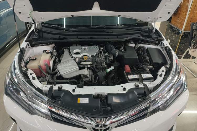 Used Toyota Corolla 2018 1.2T S-CVT GL-i Zhihui Edition Engine Bay