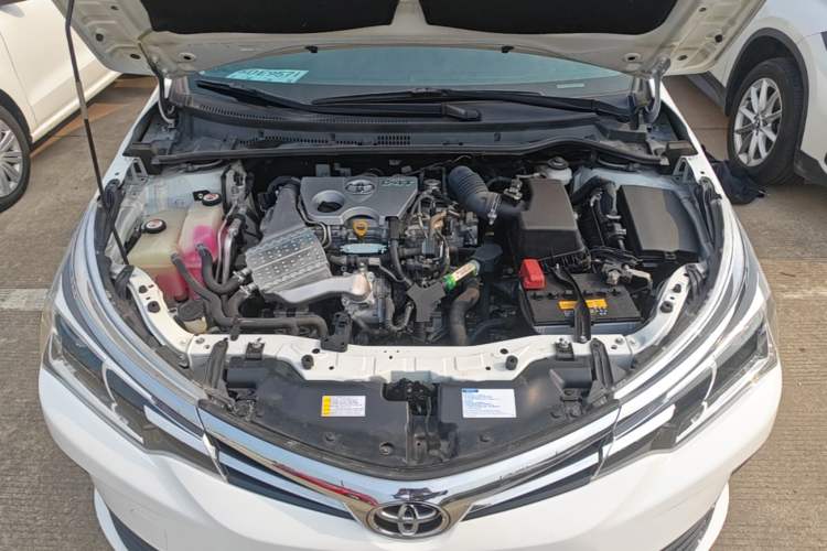 Used Toyota Corolla 2018 1.2T S-CVT GL Smart Enjoyment Version Engine Bay