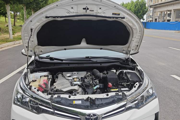 Used Toyota Corolla 2018 1.2T S-CVT GL Smart Enjoyment Version Engine Bay