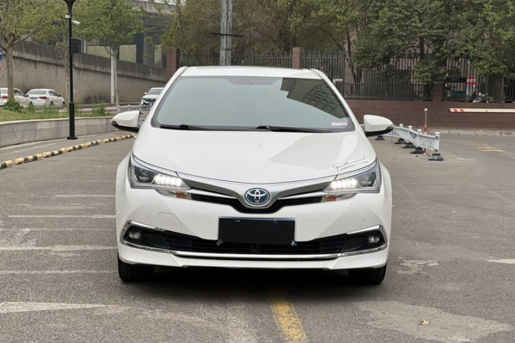 Used Toyota Corolla 2018 Dual-Engine 1.8L E-CVT Smart Edition Exterior 1