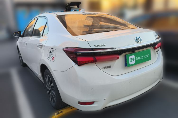Used Toyota Corolla 2018 Dual-Engine 1.8L E-CVT Smart Edition Exterior 3