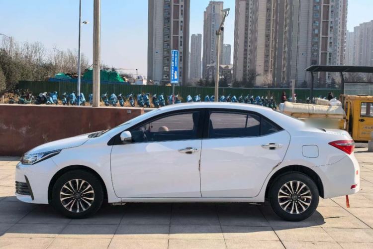 Used Toyota Corolla 2018 1.2T S-CVT GL Smart Enjoyment Version Exterior 3
