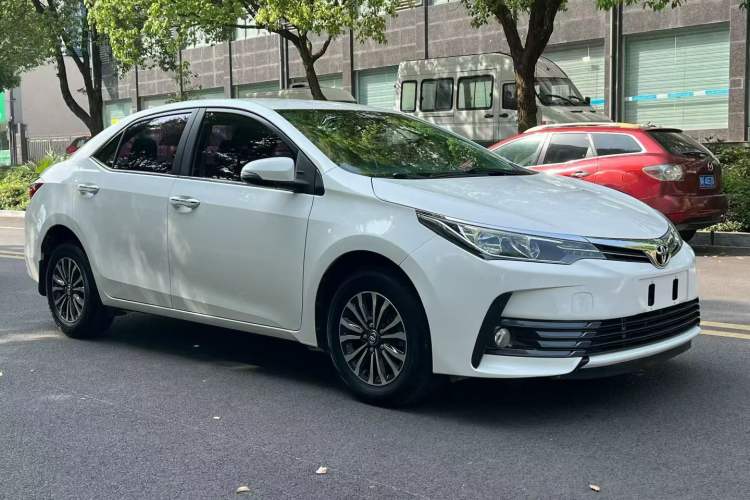 Used Toyota Corolla 2018 1.2T S-CVT GL Smart Enjoyment Version Exterior 3