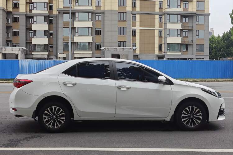 Used Toyota Corolla 2018 1.2T S-CVT GL Smart Enjoyment Version Exterior 5