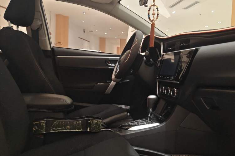 Used Toyota Corolla 2018 1.2T S-CVT GL-i Zhihui Edition Exterior 6