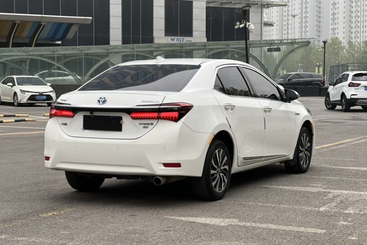 Used Toyota Corolla 2018 Dual-Engine 1.8L E-CVT Smart Edition Exterior 7