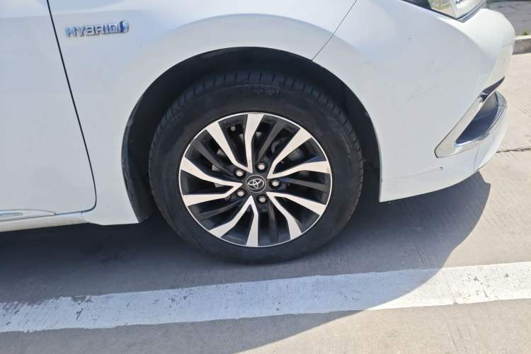 Used Toyota Corolla 2018 Dual-Engine 1.8L E-CVT Smart Edition Exterior 7