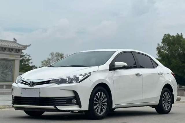 Ojetý Toyota Corolla 2018 1.2T S-CVT GL Smart Enjoyment Version