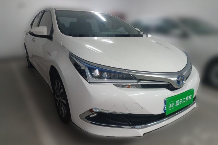 Used Toyota Corolla 2018 Dual-Engine 1.8L E-CVT Smart Edition Front Right 45 Deg