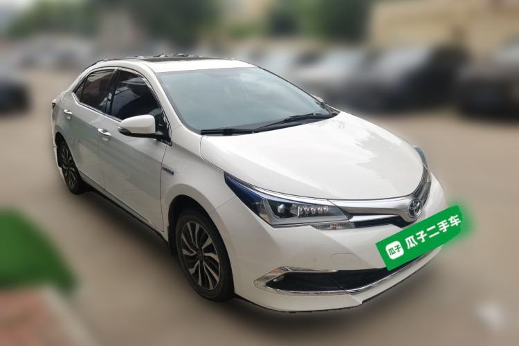 Used Toyota Corolla 2018 Dual-Engine 1.8L E-CVT Smart Edition Front Right 45 Deg