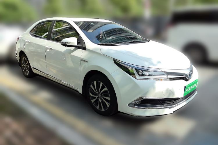 Used Toyota Corolla 2018 Dual-Engine 1.8L E-CVT Smart Edition Front Right 45 Deg