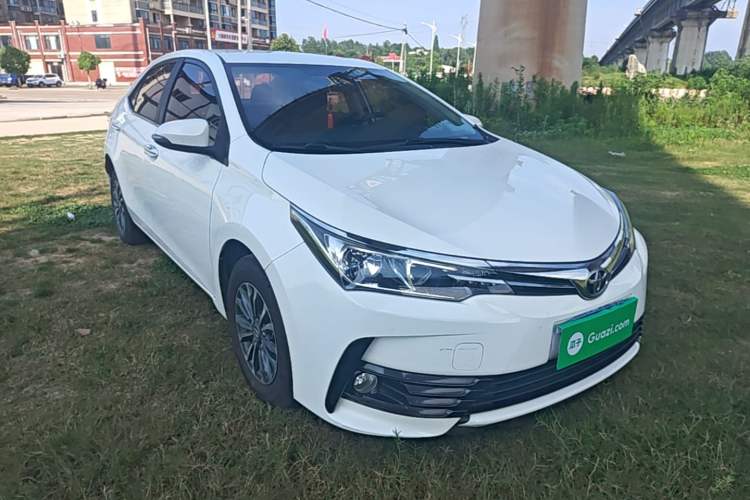 Used Toyota Corolla 2018 1.2T S-CVT GL Smart Enjoyment Version Front Right 45 Deg