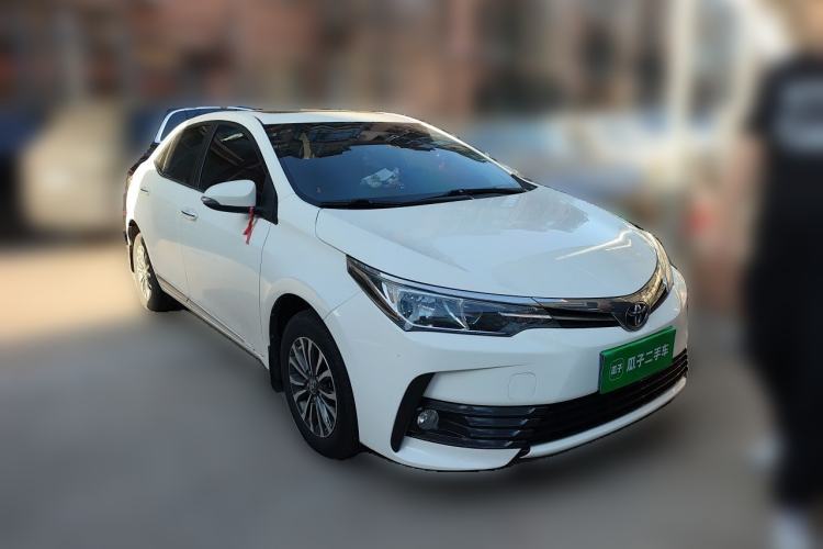 Used Toyota Corolla 2018 1.2T S-CVT GL-i Zhihui Edition Front Right 45 Deg