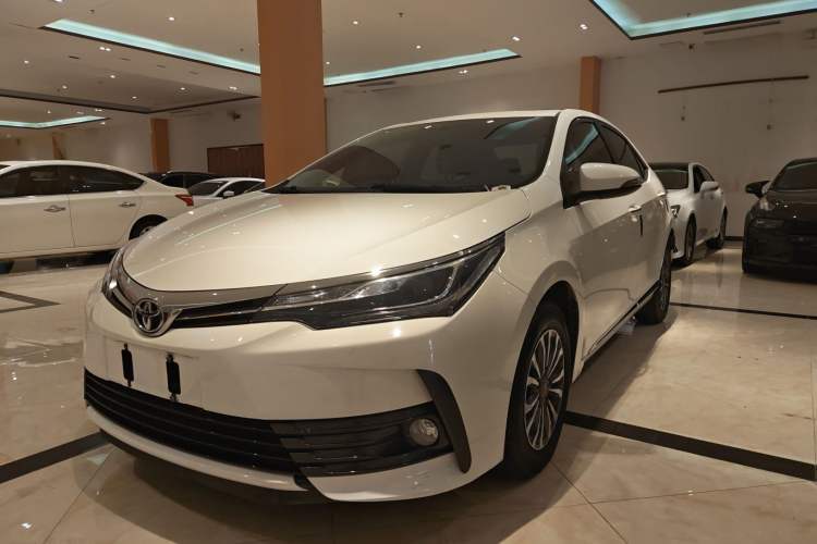 Used Toyota Corolla 2018 1.2T S-CVT GL-i Zhihui Edition Guazi used car, China used car export, Used car for sale, Used cars, Cheapest cars for sale