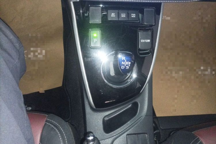 Used Toyota Corolla 2018 Dual-Engine 1.8L E-CVT Smart Edition Gear Lever