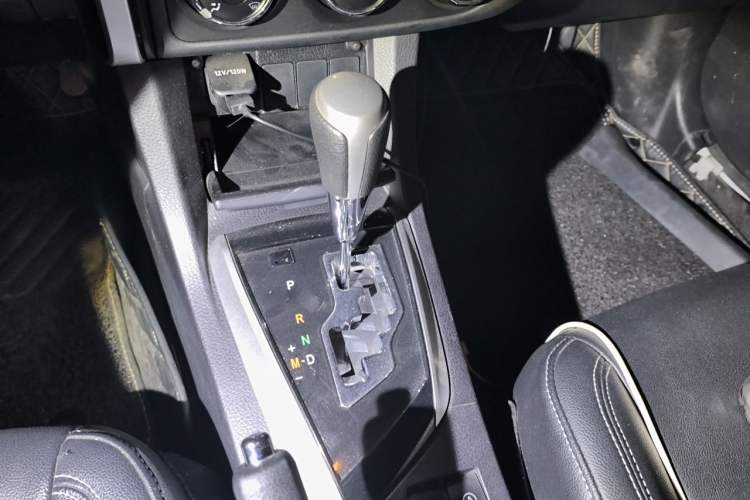 Used Toyota Corolla 2018 1.2T S-CVT GL Smart Enjoyment Version Gear Lever