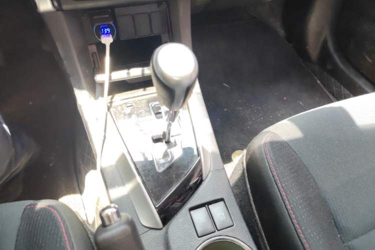 Used Toyota Corolla 2018 1.2T S-CVT GL Smart Enjoyment Version Gear Lever