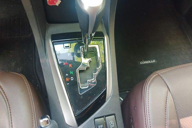 Used Toyota Corolla 2018 1.2T S-CVT GL Smart Enjoyment Version Gear Lever