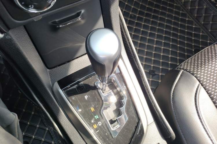 Used Toyota Corolla 2018 1.2T S-CVT GL Smart Enjoyment Version Gear Lever