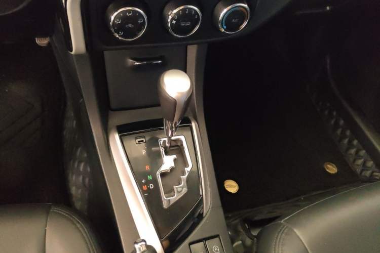Used Toyota Corolla 2018 1.2T S-CVT GL Smart Enjoyment Version Gear Lever