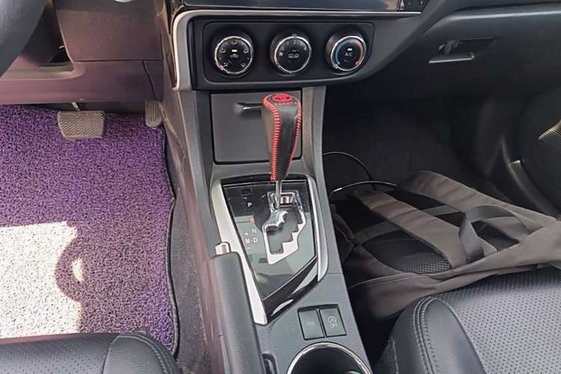 Used Toyota Corolla 2018 1.2T S-CVT GL Smart Enjoyment Version Gear Lever