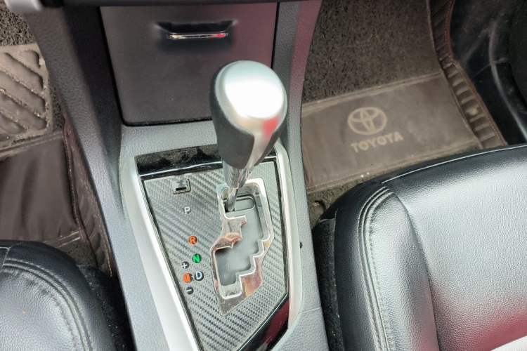 Used Toyota Corolla 2018 1.2T S-CVT GL Smart Enjoyment Version Gear Lever
