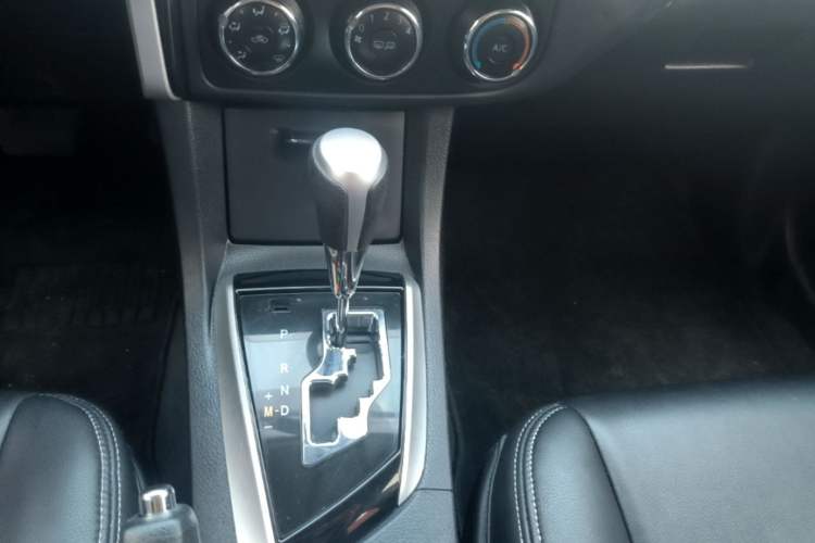 Used Toyota Corolla 2018 1.2T S-CVT GL Smart Enjoyment Version Gear Lever