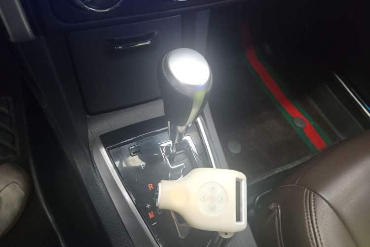 Used Toyota Corolla 2018 1.2T S-CVT GL Smart Enjoyment Version Gear Lever