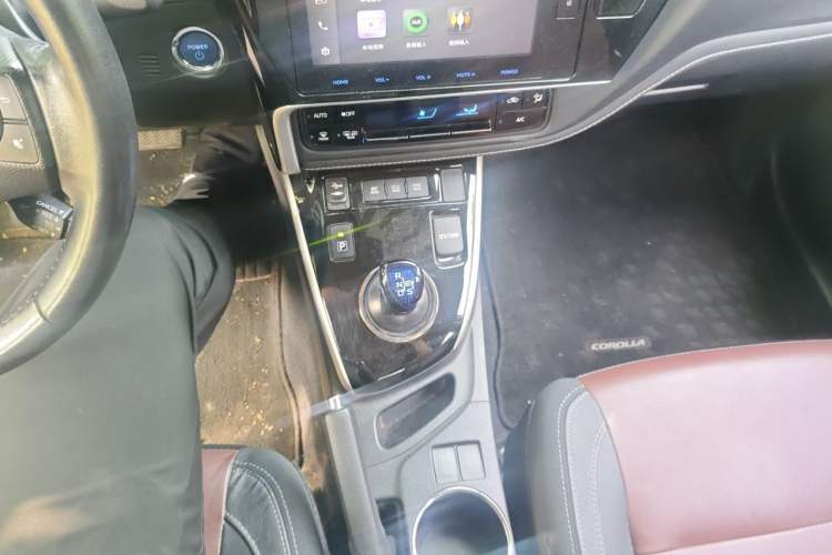 Used Toyota Corolla 2018 Dual-Engine 1.8L E-CVT Smart Edition Gear Lever