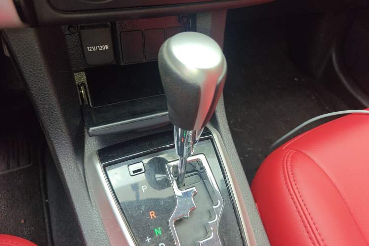 Used Toyota Corolla 2018 1.2T S-CVT GL Smart Enjoyment Version Gear Lever