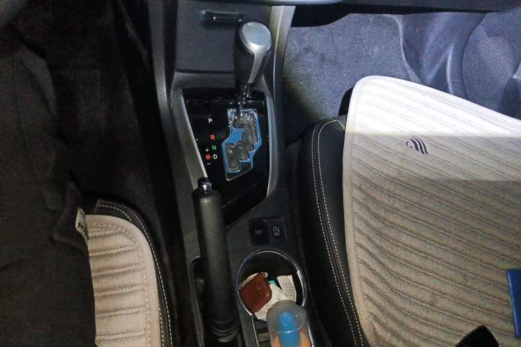 Used Toyota Corolla 2018 1.2T S-CVT GL Smart Enjoyment Version Gear Lever