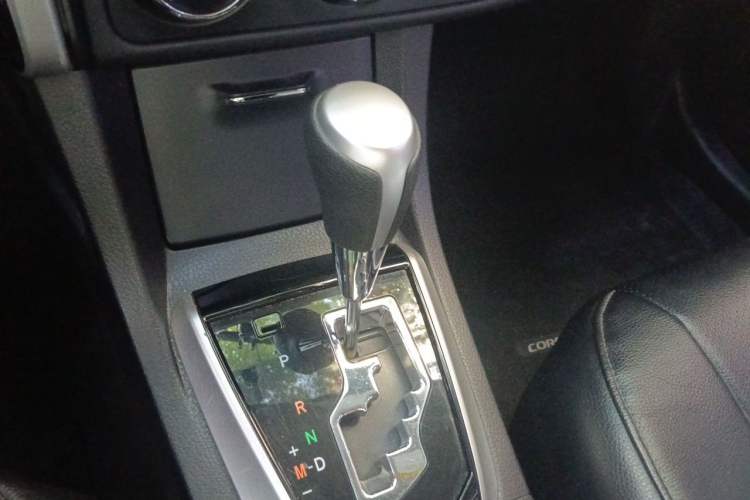 Used Toyota Corolla 2018 1.2T S-CVT GL Smart Enjoyment Version Gear Lever