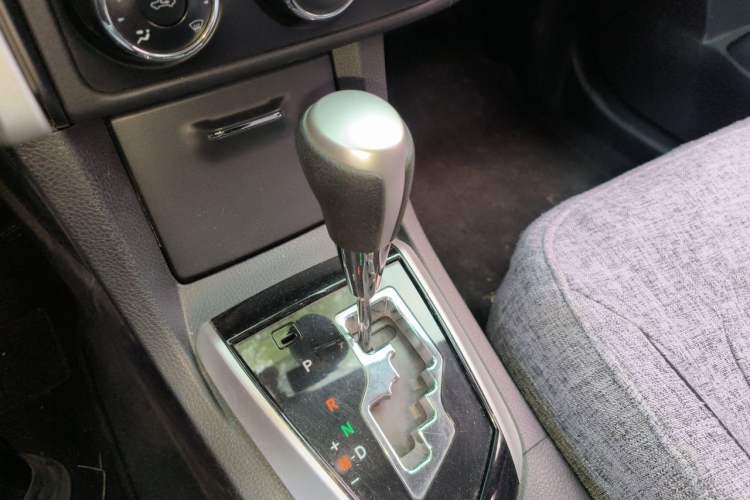 Used Toyota Corolla 2018 1.2T S-CVT GL Smart Enjoyment Version Gear Lever
