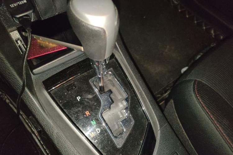 Used Toyota Corolla 2018 1.2T S-CVT GL Smart Enjoyment Version Gear Lever