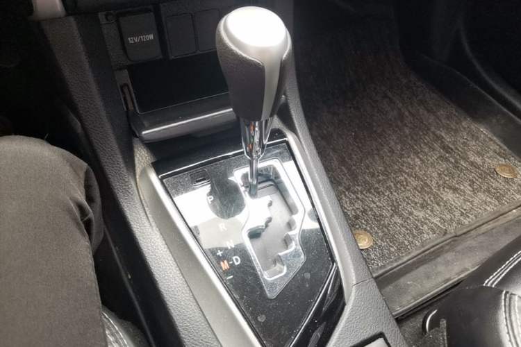Used Toyota Corolla 2018 1.2T S-CVT GL-i Zhihui Edition Gear Lever