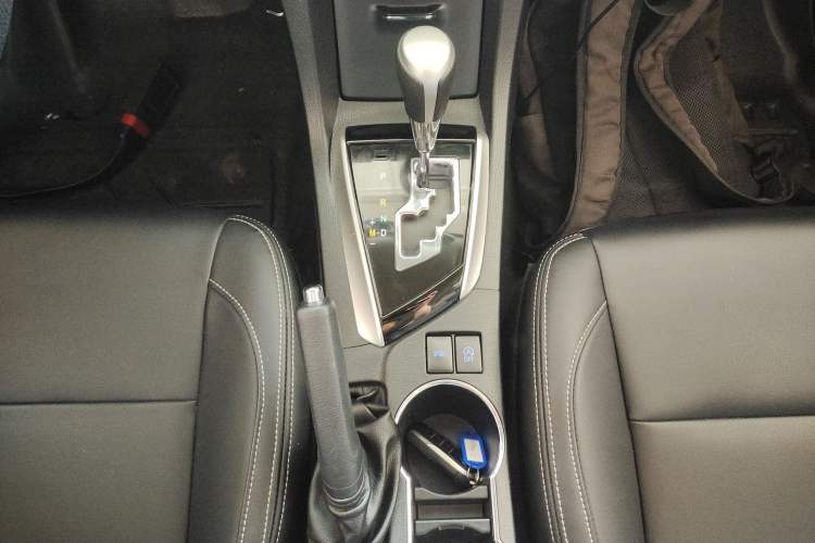 Used Toyota Corolla 2018 1.2T S-CVT GL Smart Enjoyment Version Gear Lever
