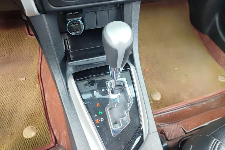 Used Toyota Corolla 2018 1.2T S-CVT GL Smart Enjoyment Version Gear Lever
