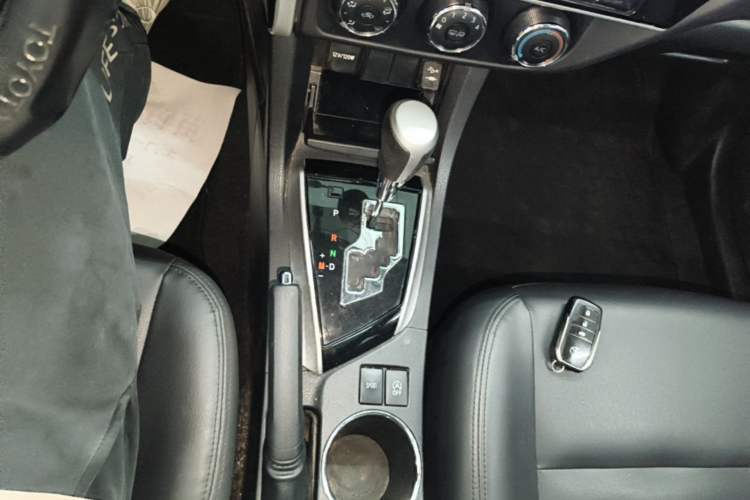 Used Toyota Corolla 2018 1.2T S-CVT GL-i Zhihui Edition Gear Lever