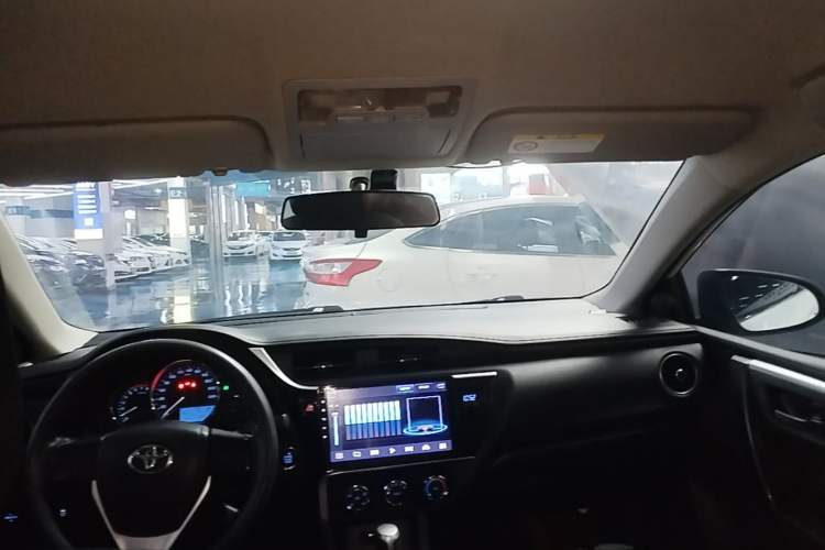 Used Toyota Corolla 2018 1.2T S-CVT GL Smart Enjoyment Version Headliner