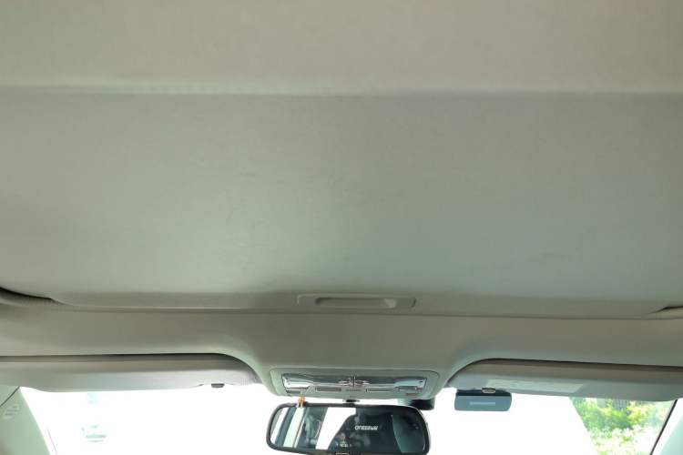 Used Toyota Corolla 2018 Dual-Engine 1.8L E-CVT Smart Edition Headliner