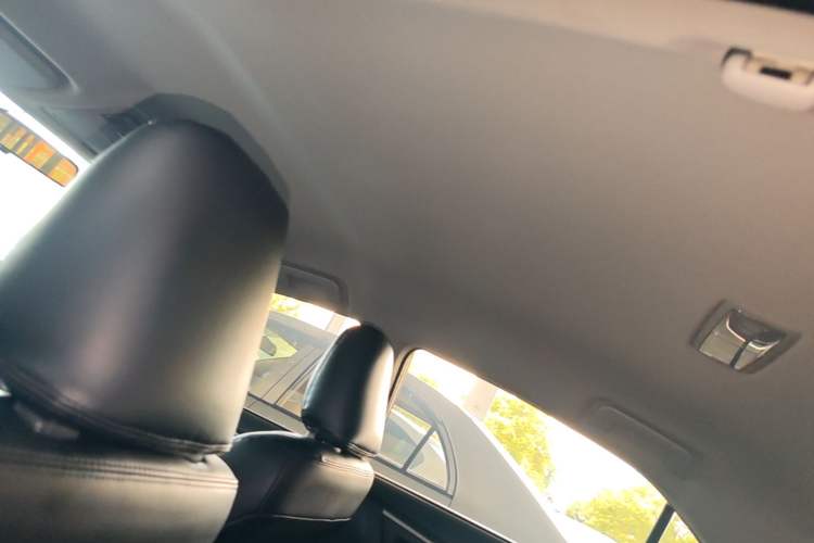 Used Toyota Corolla 2018 1.2T S-CVT GL Smart Enjoyment Version Headliner