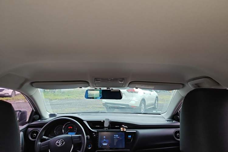 Used Toyota Corolla 2018 1.2T S-CVT GL Smart Enjoyment Version Headliner
