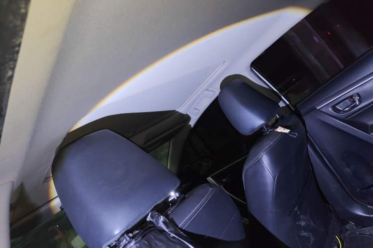 Used Toyota Corolla 2018 Dual-Engine 1.8L E-CVT Smart Edition Headliner