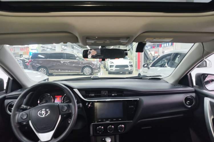 Used Toyota Corolla 2018 1.2T S-CVT GL-i Zhihui Edition Headliner