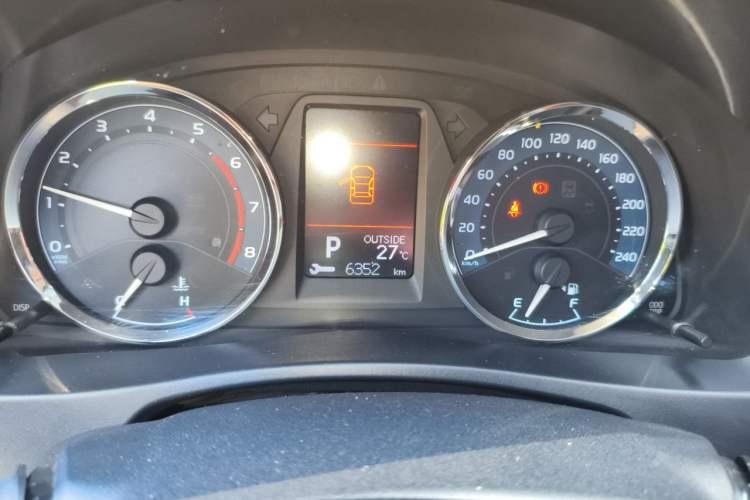 Used Toyota Corolla 2018 1.2T S-CVT GL-i Zhihui Edition Instrument Cluster