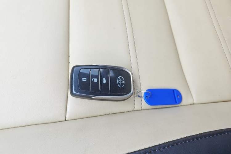 Used Toyota Corolla 2018 1.2T S-CVT GL-i Zhihui Edition Interior 1