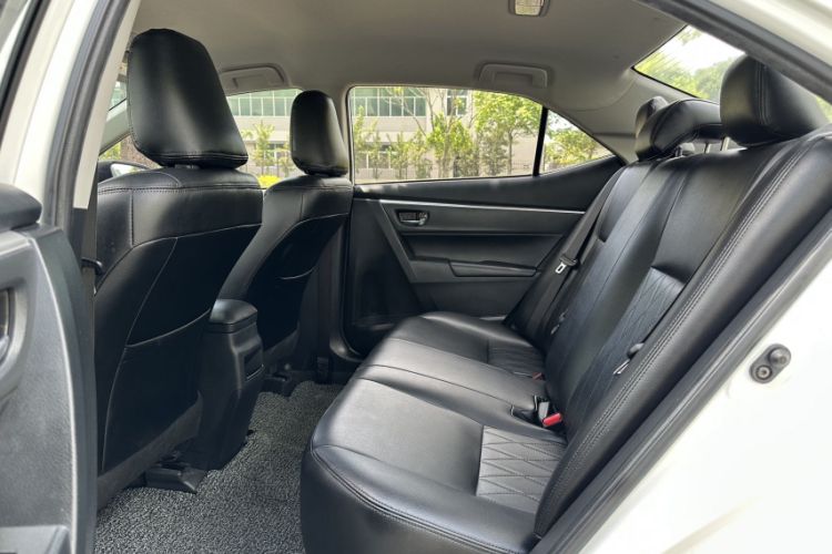 Used Toyota Corolla 2018 1.2T S-CVT GL Smart Enjoyment Version Interior 2