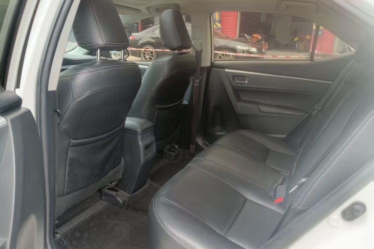 Used Toyota Corolla 2018 1.2T S-CVT GL-i Zhihui Edition Interior 3