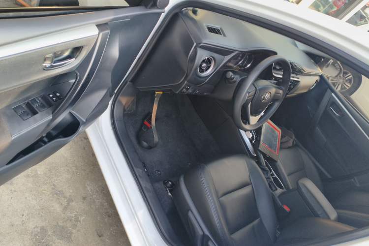 Used Toyota Corolla 2018 1.2T S-CVT GL Smart Enjoyment Version Interior 3