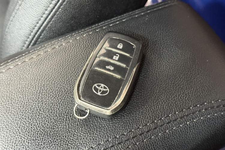 Used Toyota Corolla 2018 1.2T S-CVT GL Smart Enjoyment Version Interior 4